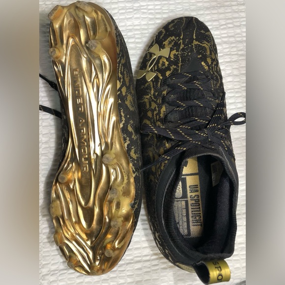 Under Armour Other - Under Amour Spotlight Cleats Size 11 USA Lux Suede 2.0 Black Metallic Gold